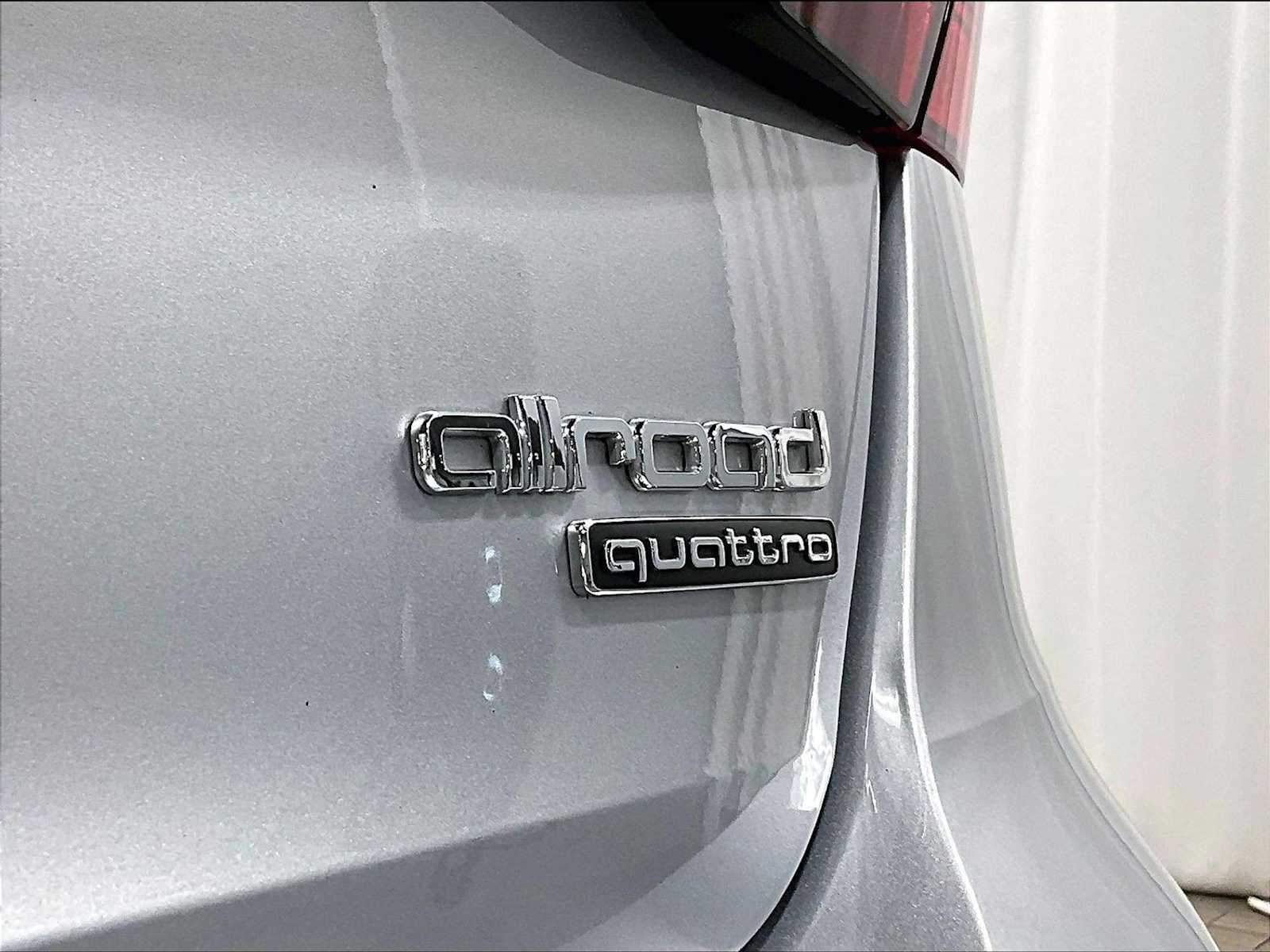 Used 2024 Audi A4 2.0T allroad Premium Plus w/ Premium Plus Package image 34