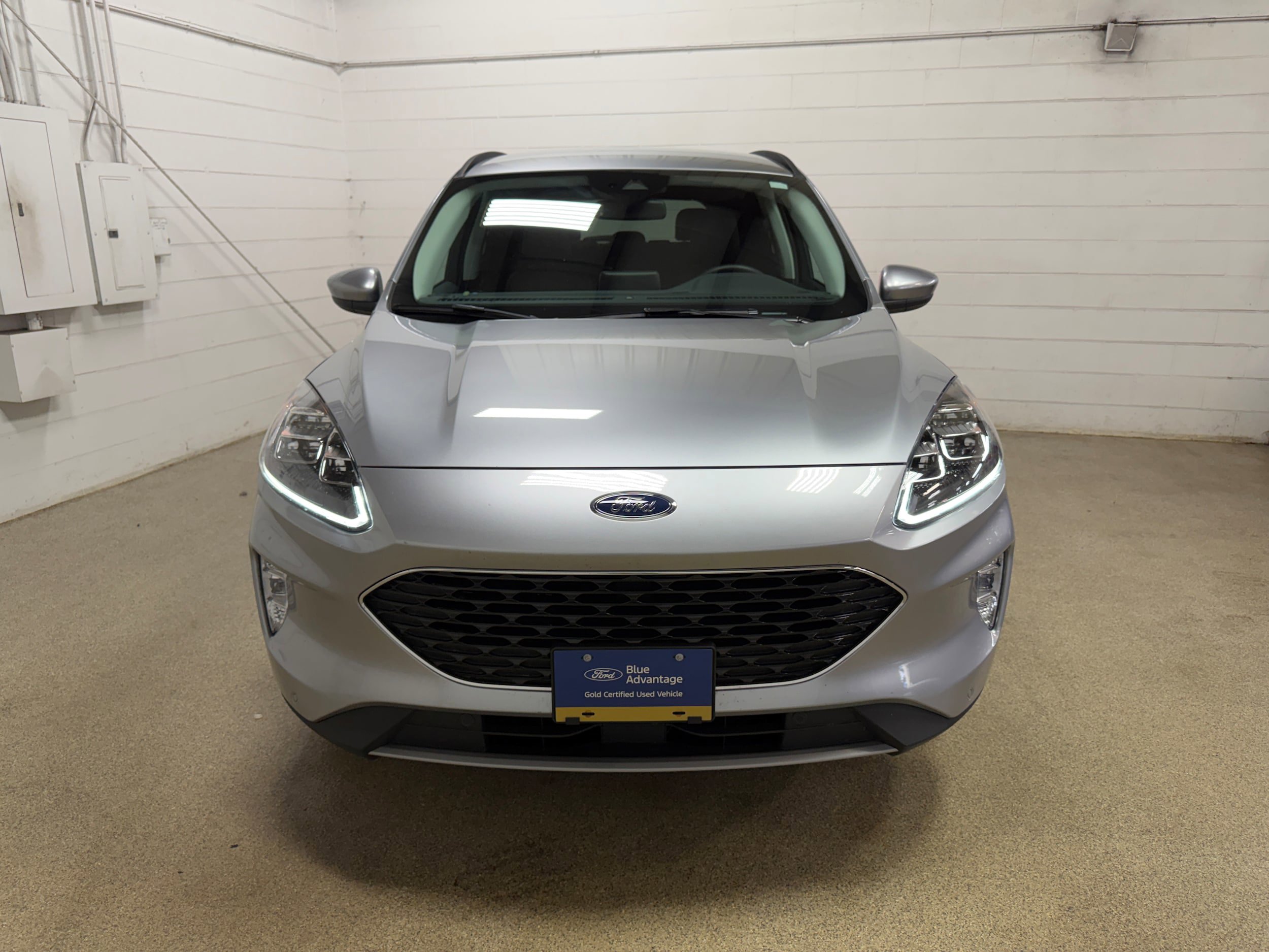 Certified 2022 Ford Escape Titanium AWD/4WD image 30