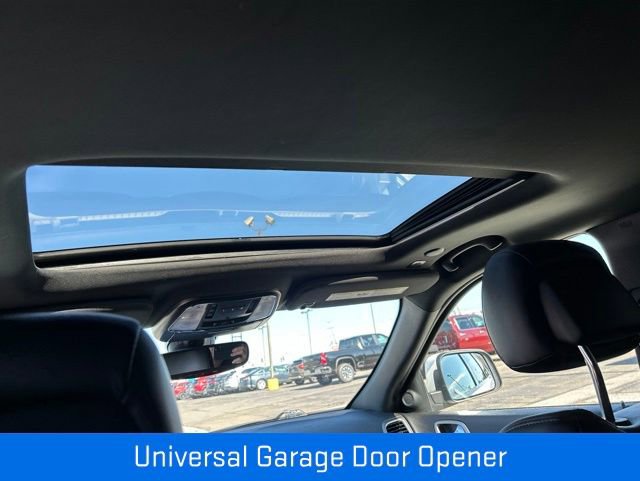 Used 2019 Jeep Grand Cherokee Altitude AWD/4WD image 8