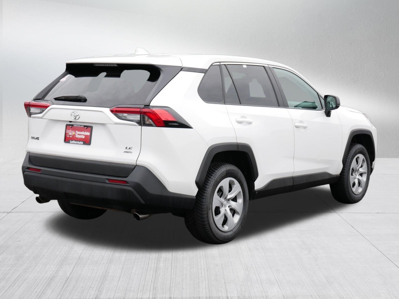 Certified 2025 Toyota RAV4 LE AWD/4WD image 7