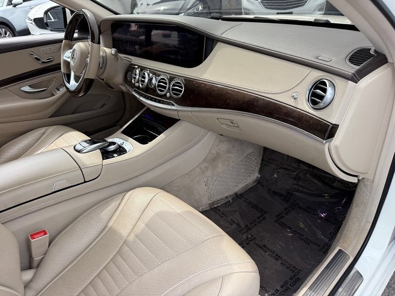 Used 2020 Mercedes-Benz S 560 Sedan image 17