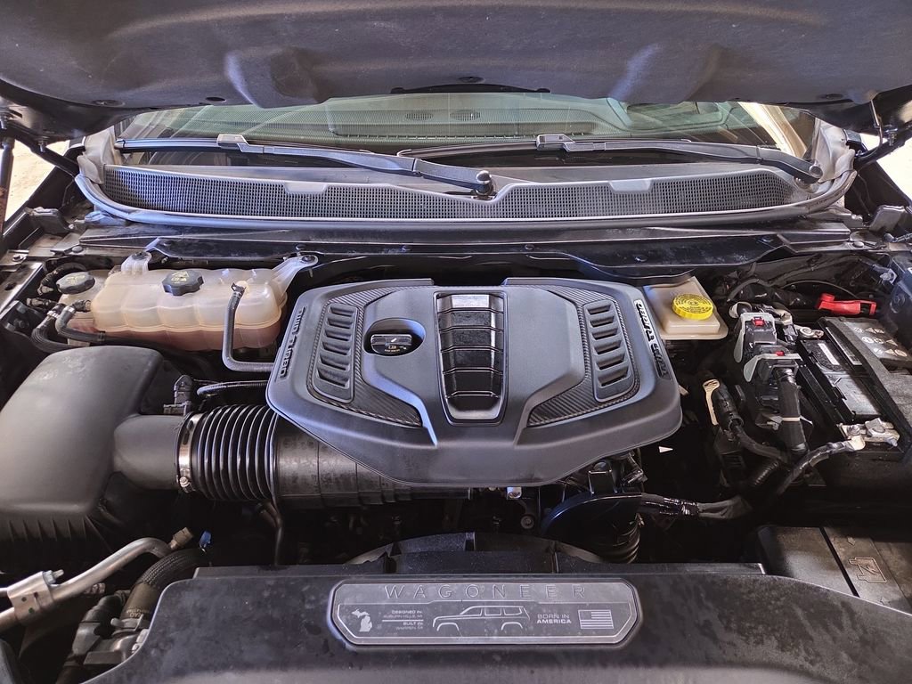 Used 2023 Jeep Wagoneer Series III w/ Preferred Equipment Group image 21