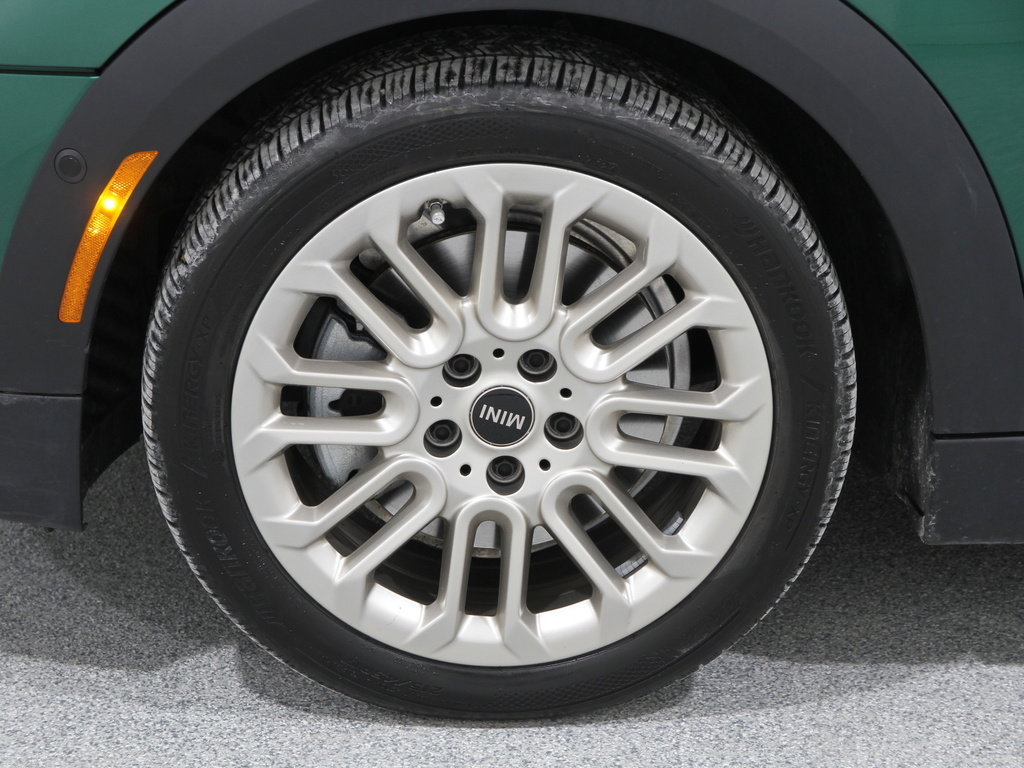 Certified 2025 MINI Cooper S image 22