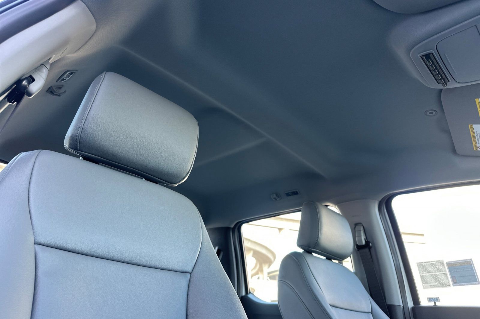 New 2026 Ford F250 XL w/ XL Chrome Package image 15