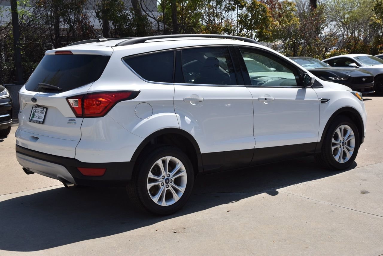 Used 2019 Ford Escape SEL image 7