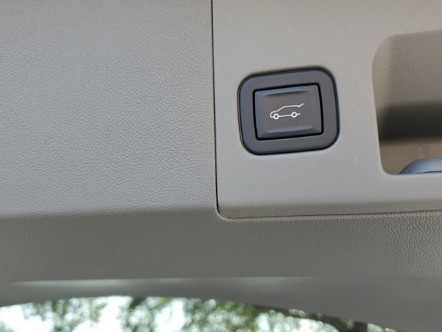 Certified 2024 Cadillac XT5 Premium Luxury w/ Technology Package FWD image 27