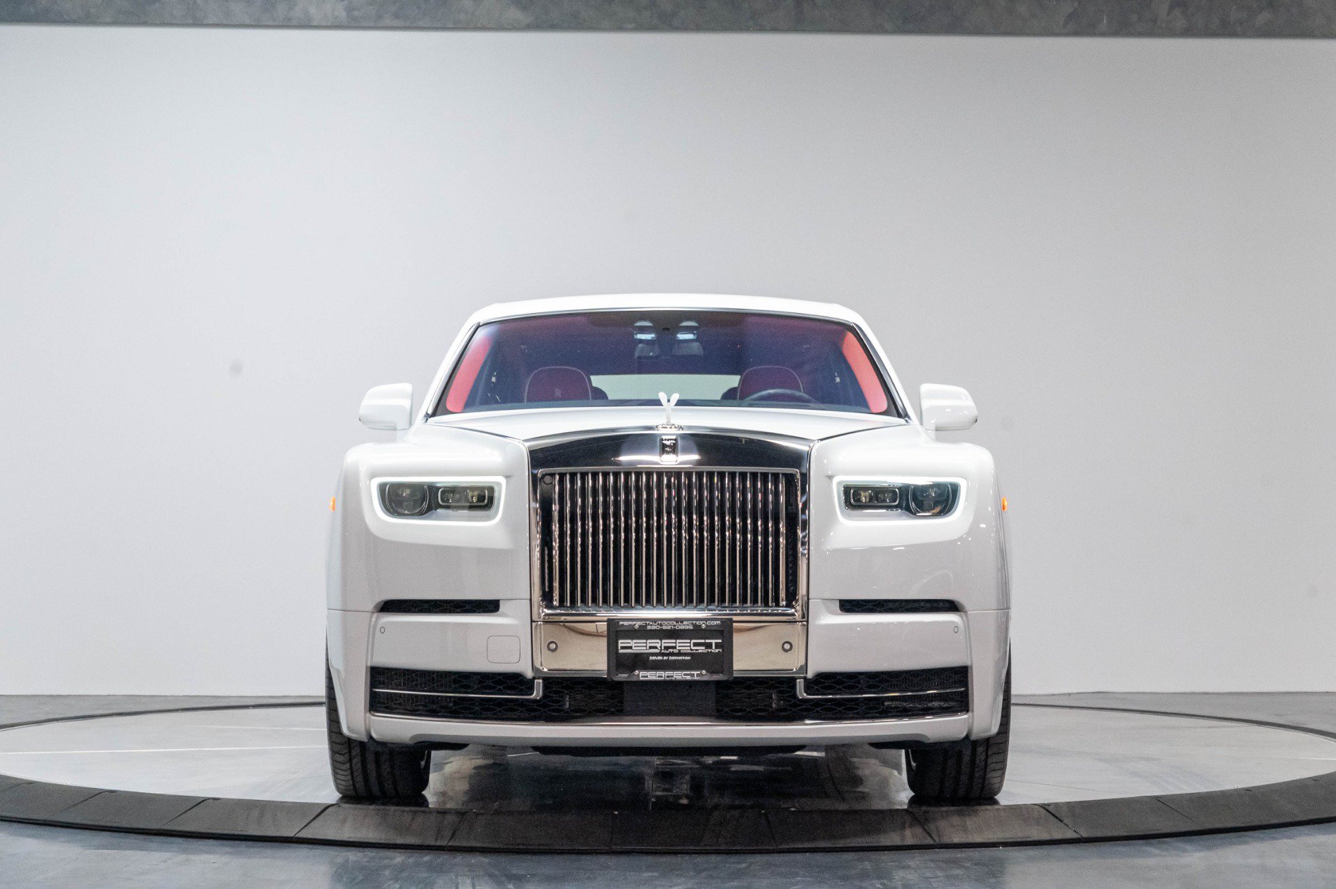 Used 2019 Rolls-Royce Phantom Sedan RWD image 63