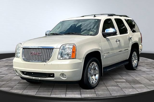 Used 2009 GMC Yukon SLT AWD/4WD image 1