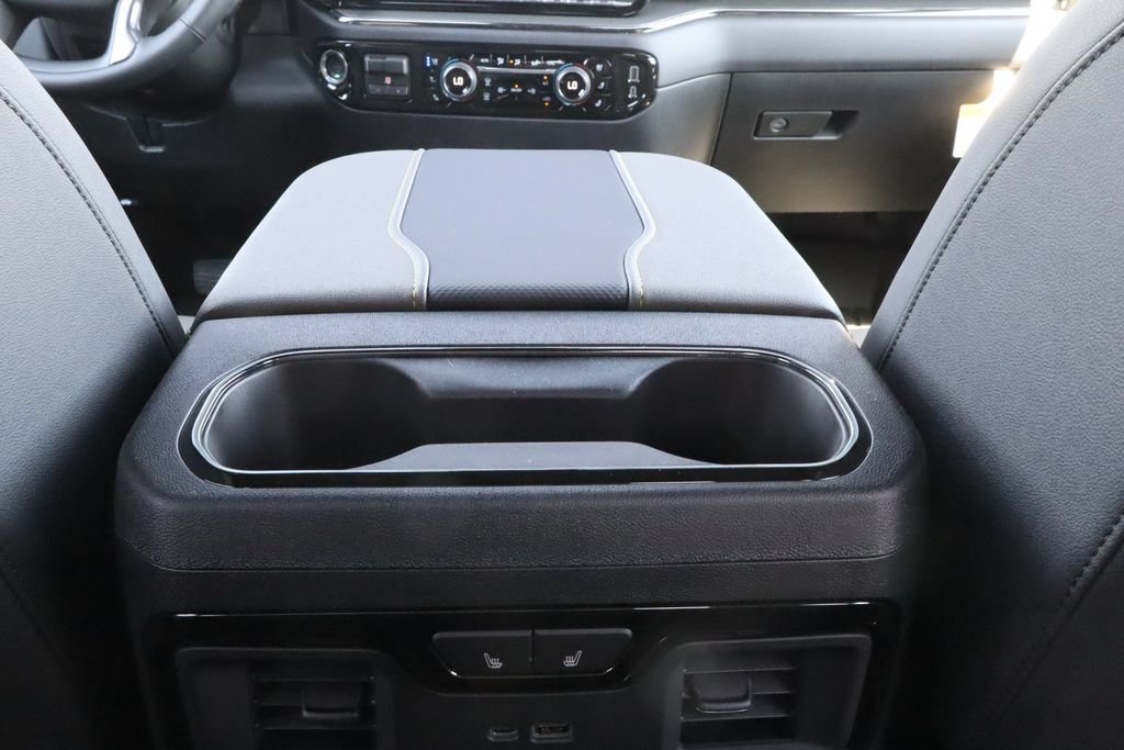 New 2026 Chevrolet Silverado 2500 ZR2 w/ LPO, Dark Essentials Package AWD/4WD image 32