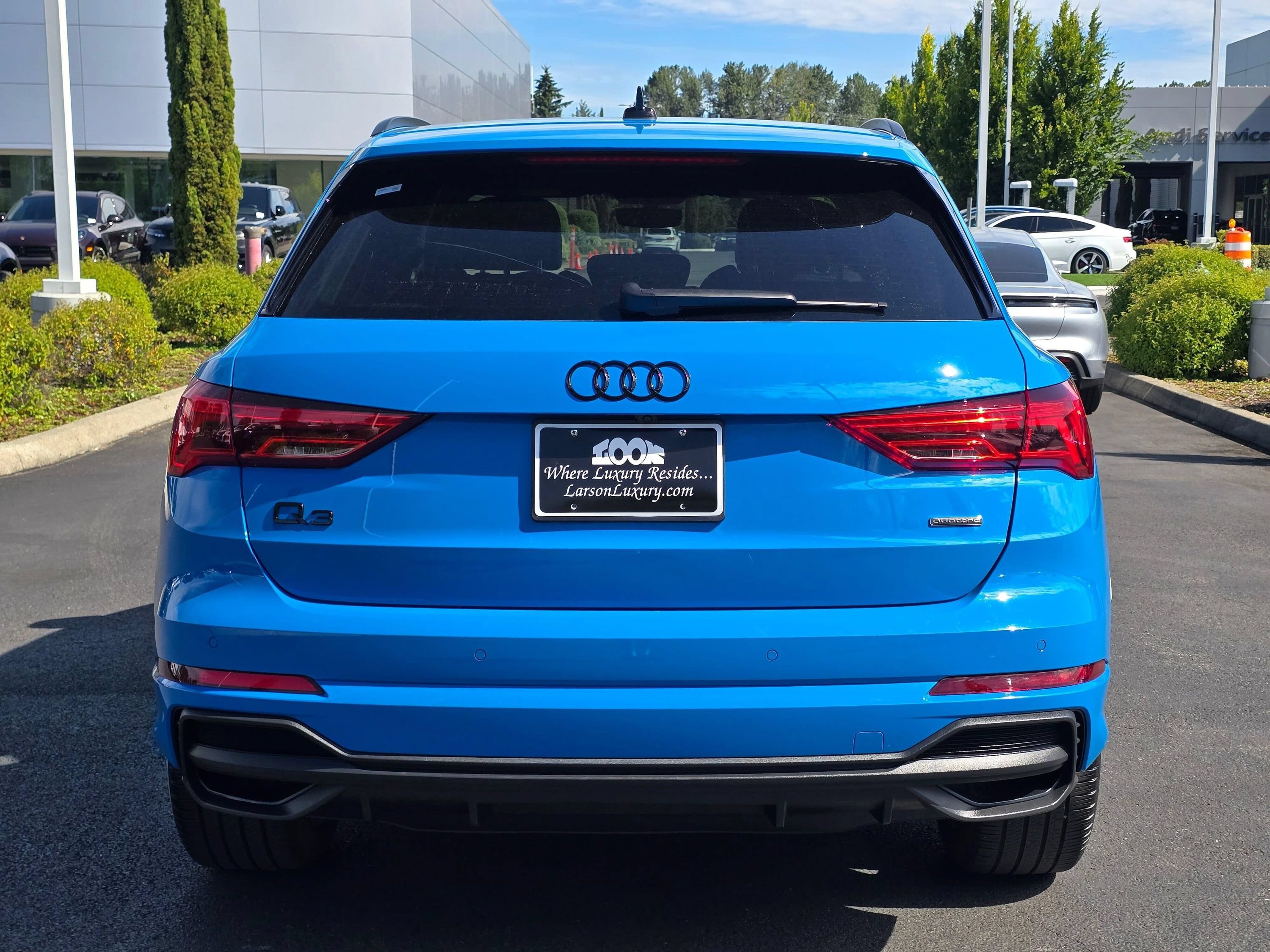 Used 2023 Audi Q3 2.0T Premium Plus w/ Premium Plus Package AWD/4WD image 4