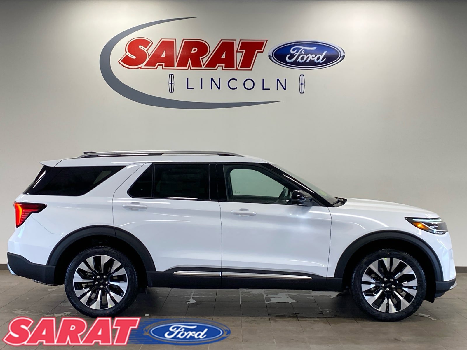 New 2026 Ford Explorer Platinum AWD/4WD image 8