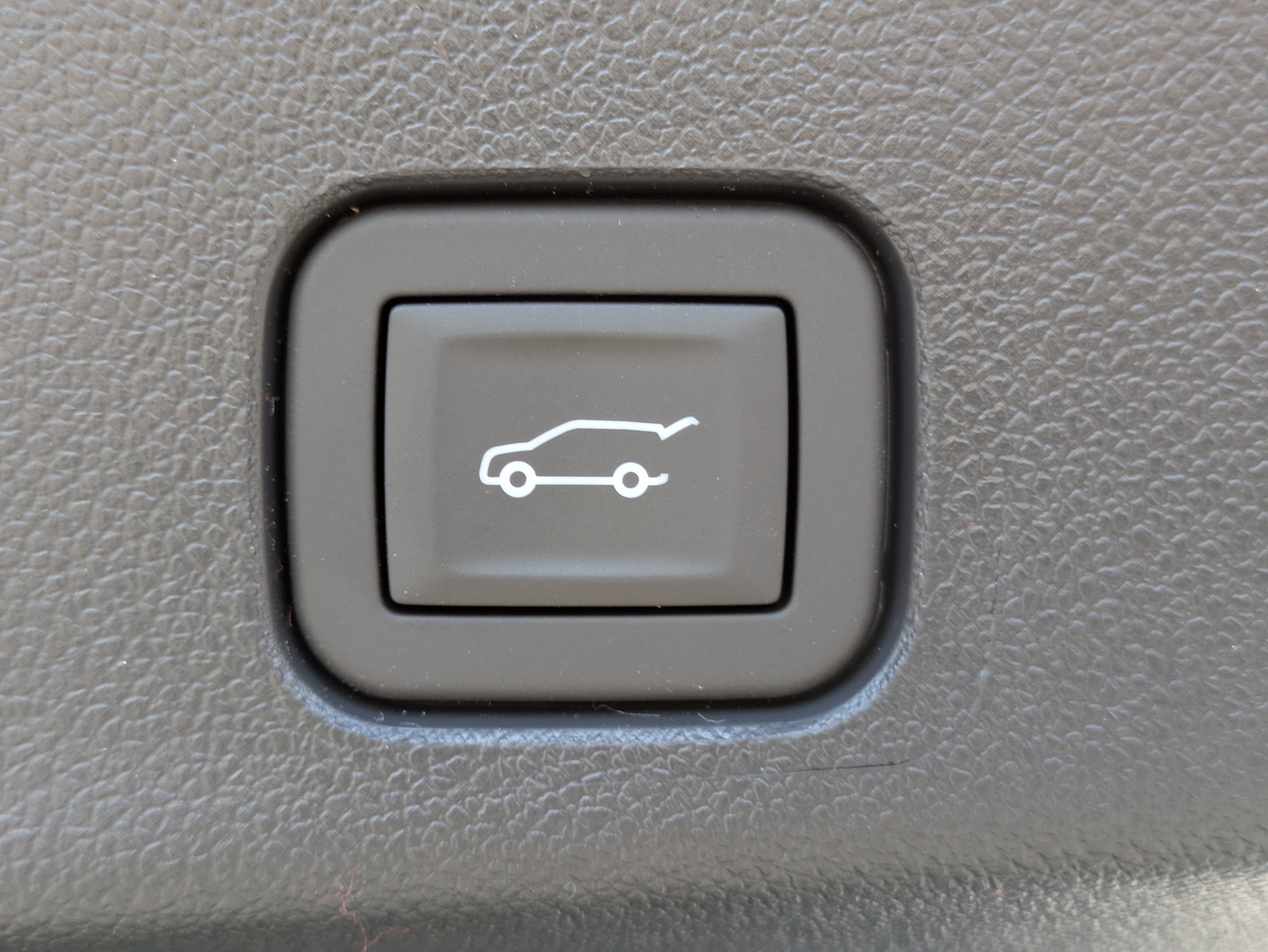 New 2026 Chevrolet Traverse LT image 8