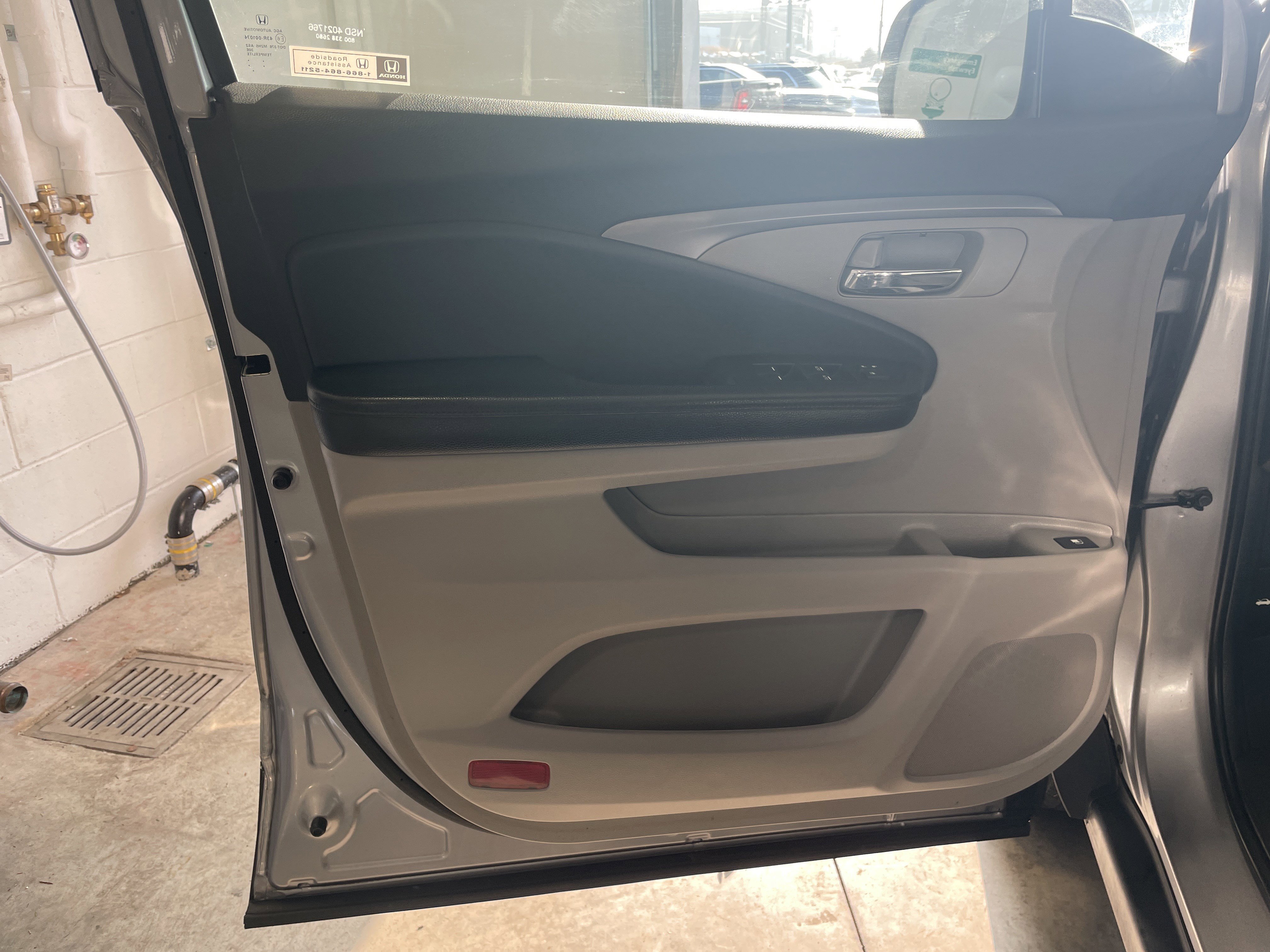 Used 2021 Honda Pilot EX image 34