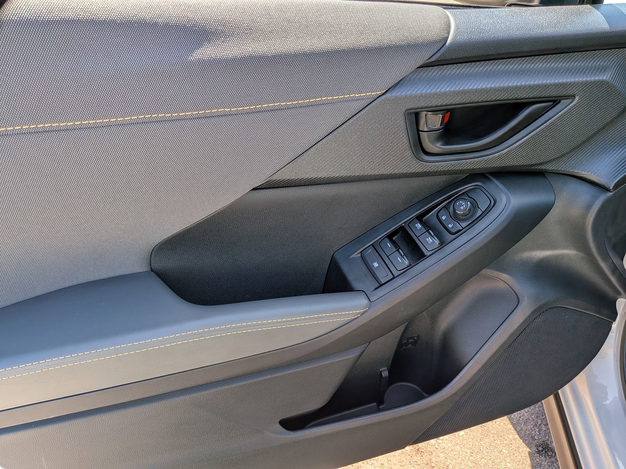 Certified 2025 Subaru Crosstrek 2.5i Sport w/ Crosstrek Mirror Package image 8