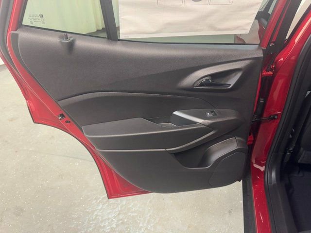 New 2026 Chevrolet Trax LT w/ Driver Confidence Package image 27