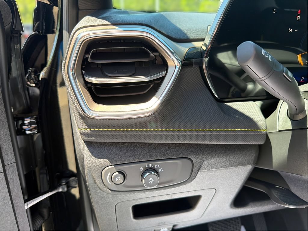 New 2026 Chevrolet TrailBlazer ACTIV FWD image 18