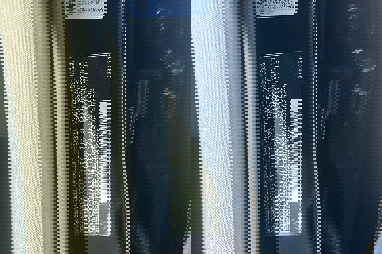 Certified 2025 Volvo XC60 T8 Ultra w/ Protection Package Premier image 30