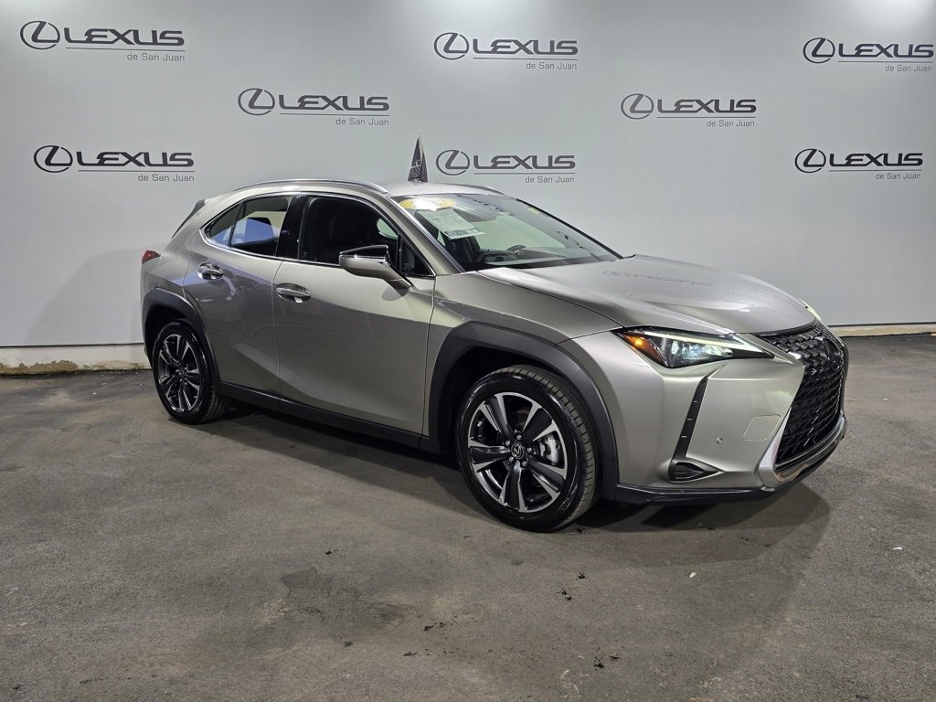 Used 2023 Lexus UX 250h FWD image 3