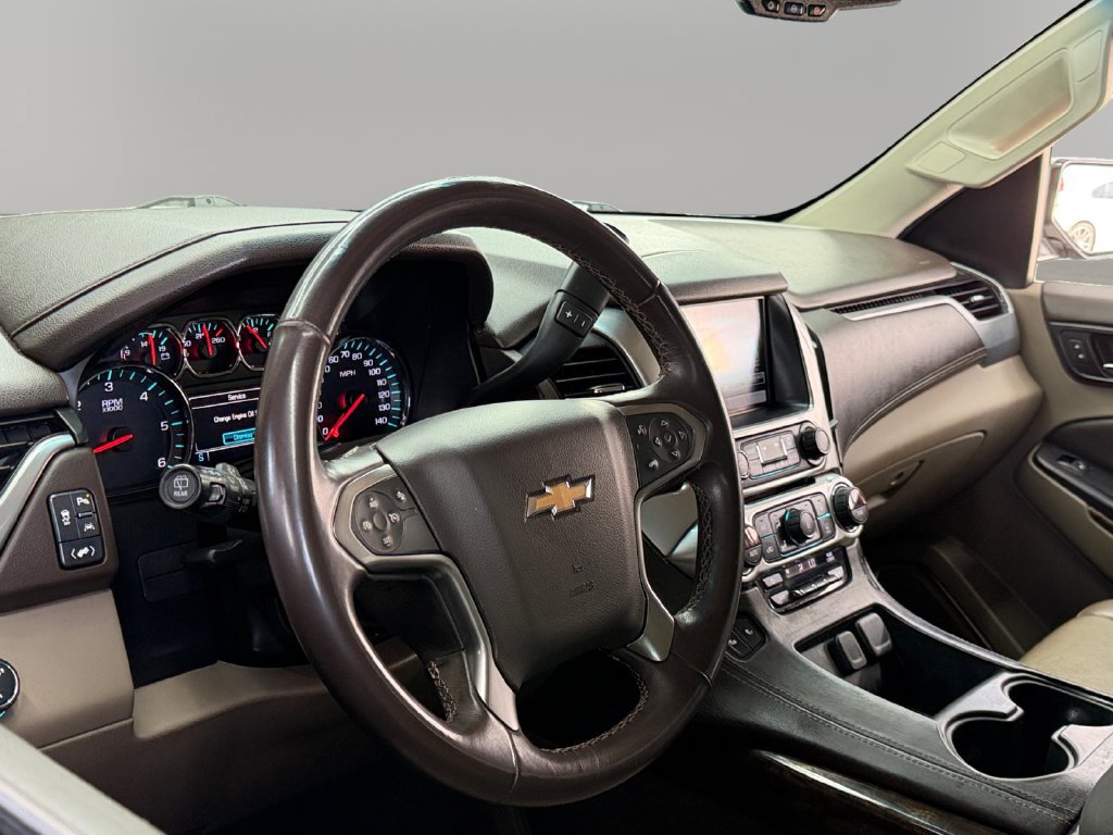 Used 2018 Chevrolet Suburban LT AWD/4WD image 15