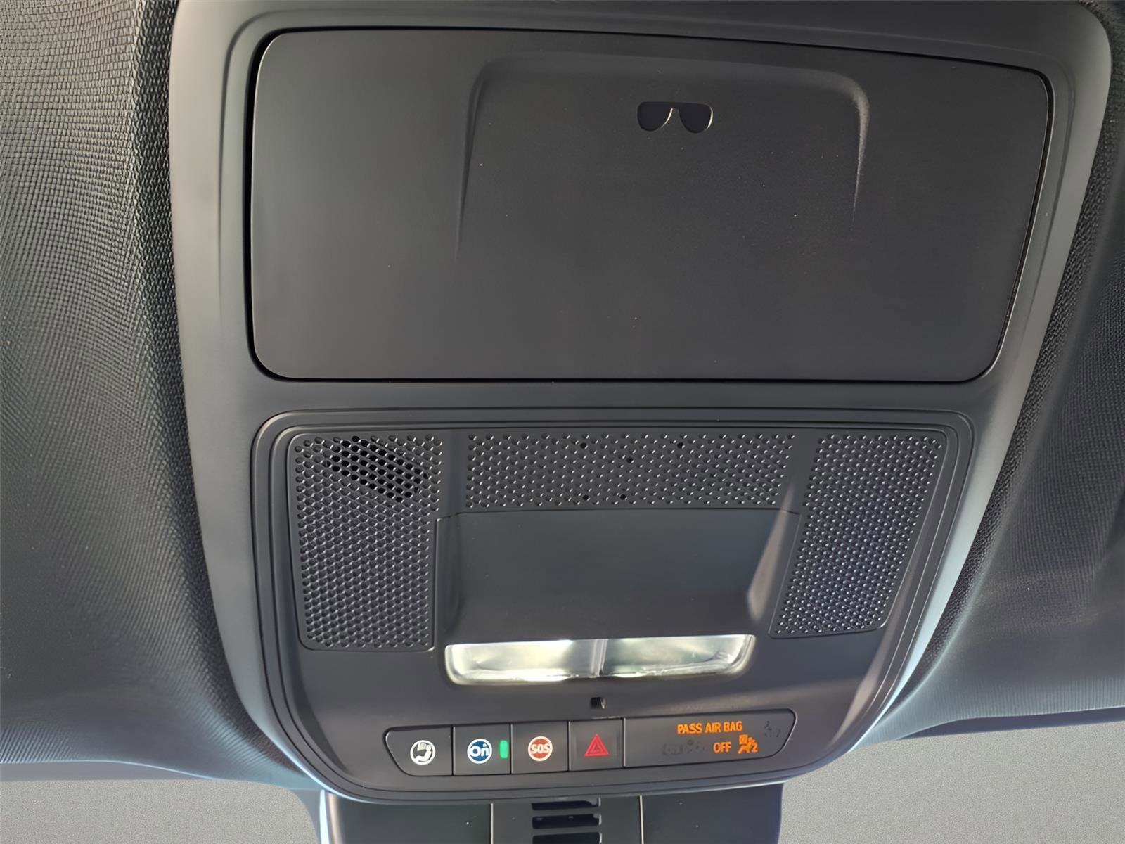 New 2026 Chevrolet Traverse LT w/ Driver Confidence Package image 23