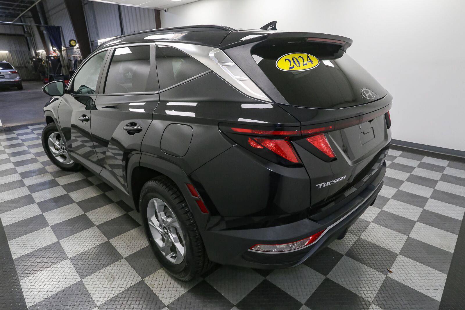 Used 2024 Hyundai Tucson SEL AWD/4WD image 9