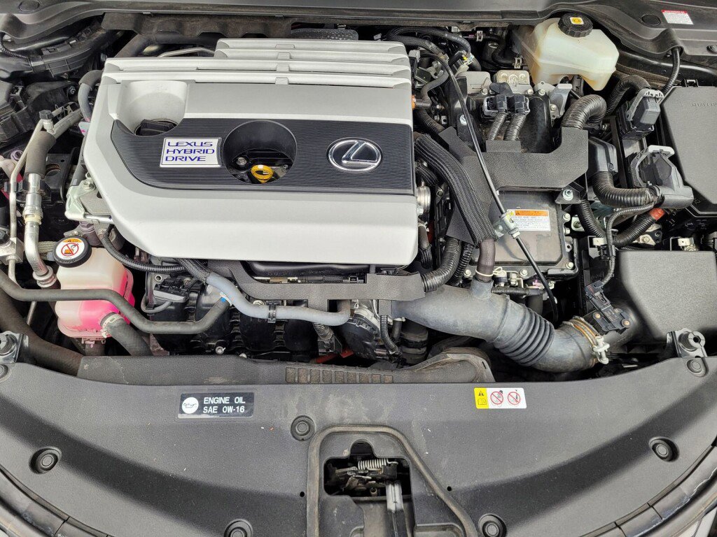 Used 2021 Lexus UX 250h w/ Premium Package AWD/4WD image 9