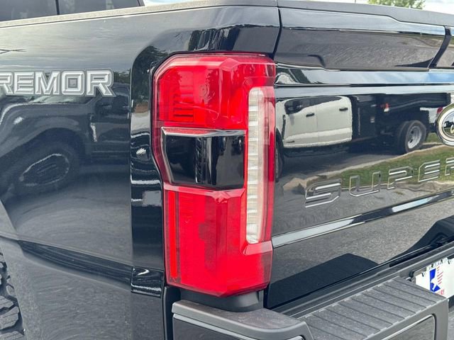 New 2025 Ford F350 Lariat w/ Lariat Ultimate Package image 9