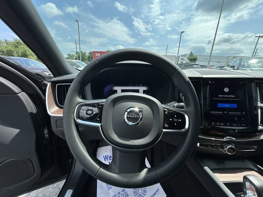 Certified 2023 Volvo XC60 B5 Plus w/ Climate Package AWD/4WD image 18