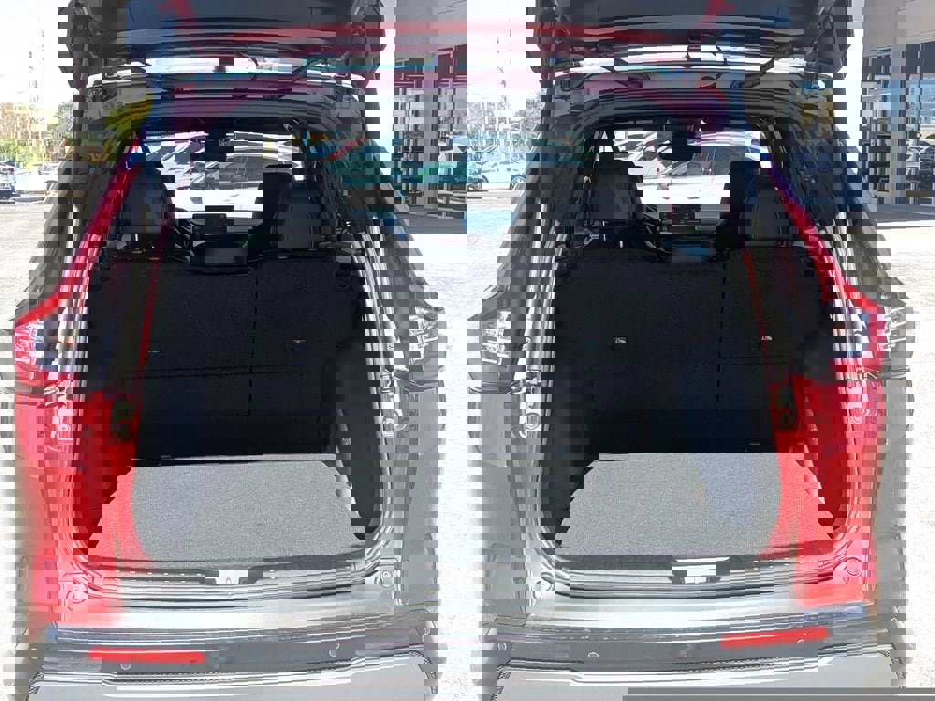 Used 2026 Honda CR-V Sport-L image 8