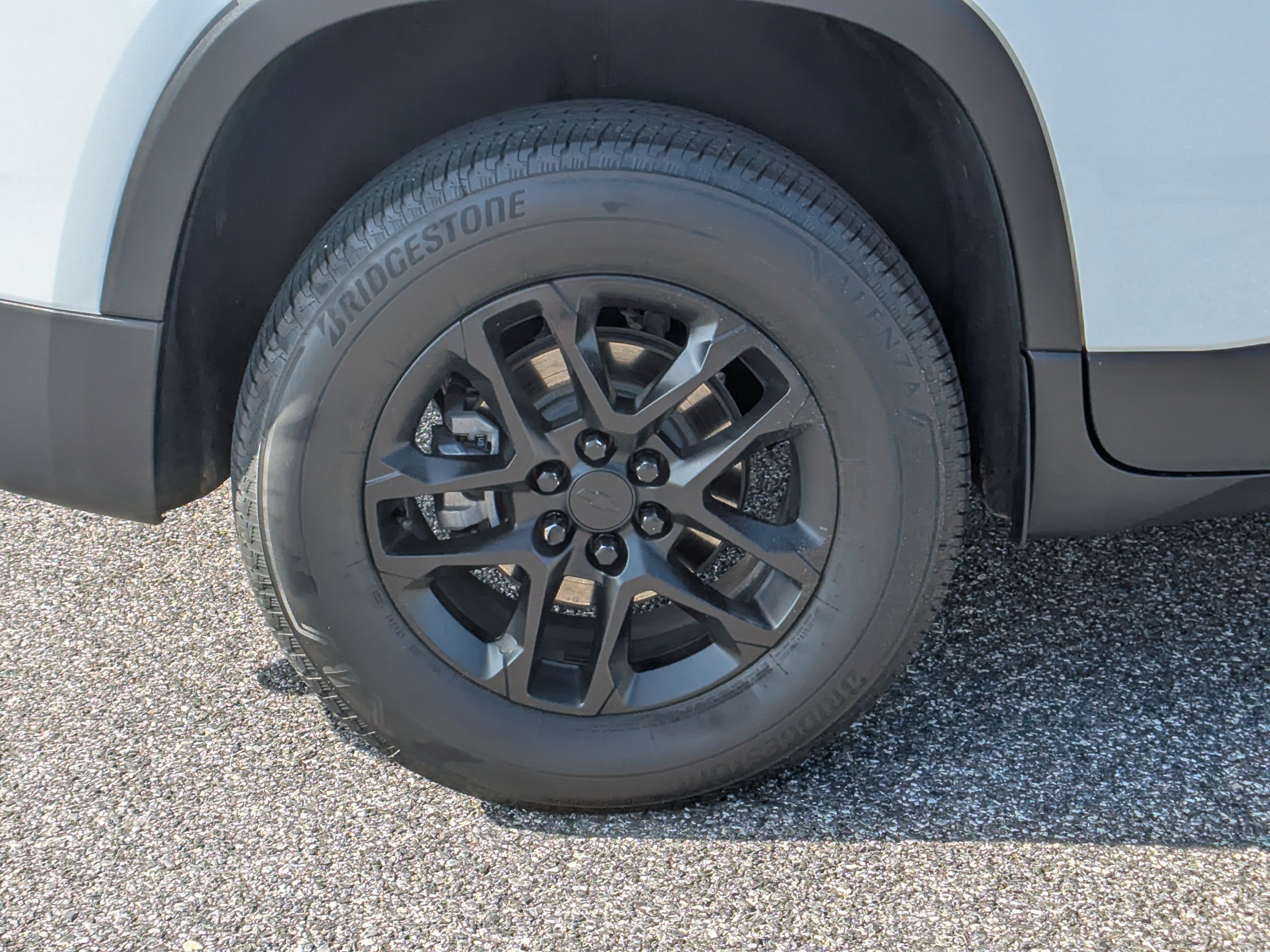 Used 2023 Chevrolet Traverse LS w/ LPO, Cargo Package AWD/4WD image 11