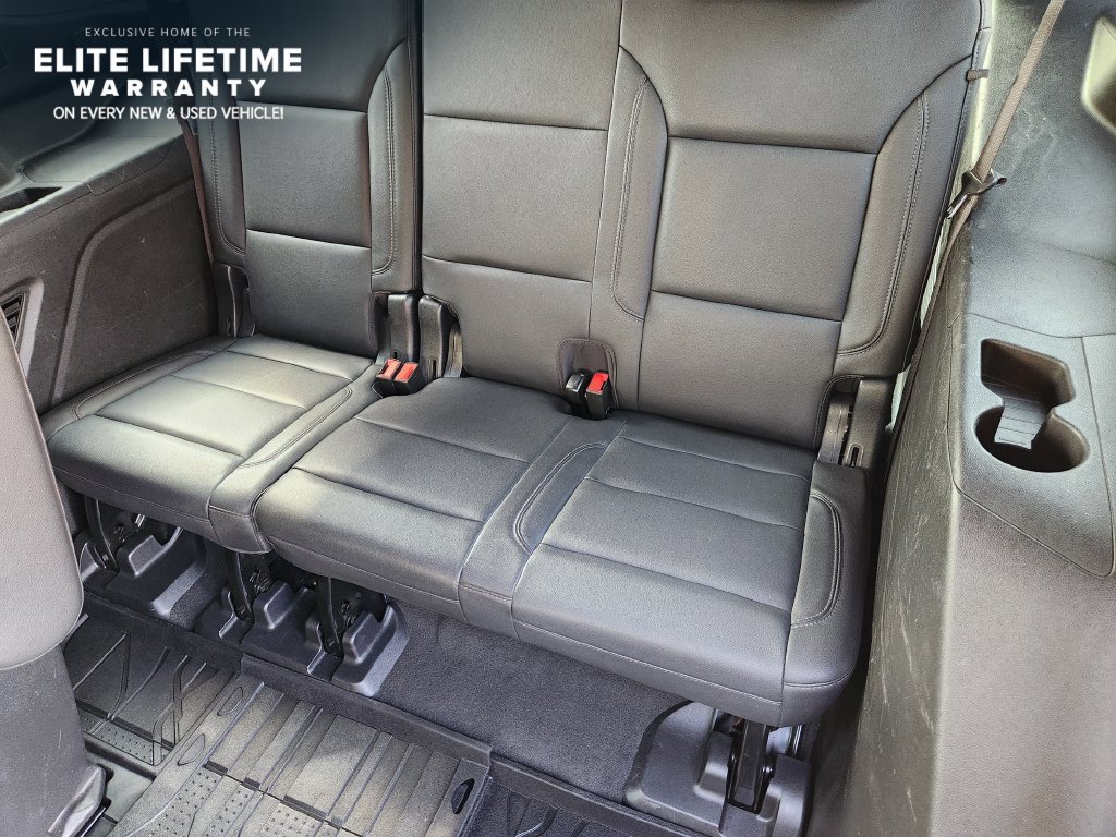 Used 2022 Chevrolet Tahoe Z71 w/ Z71 Off-Road Package AWD/4WD image 29
