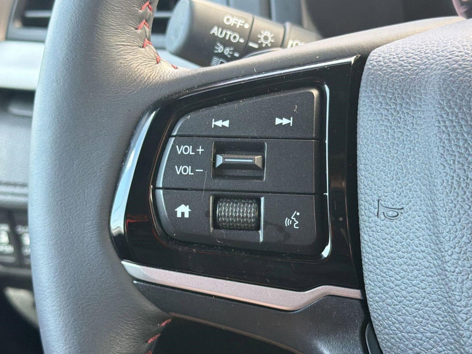 Used 2026 Honda Odyssey Sport-L image 16