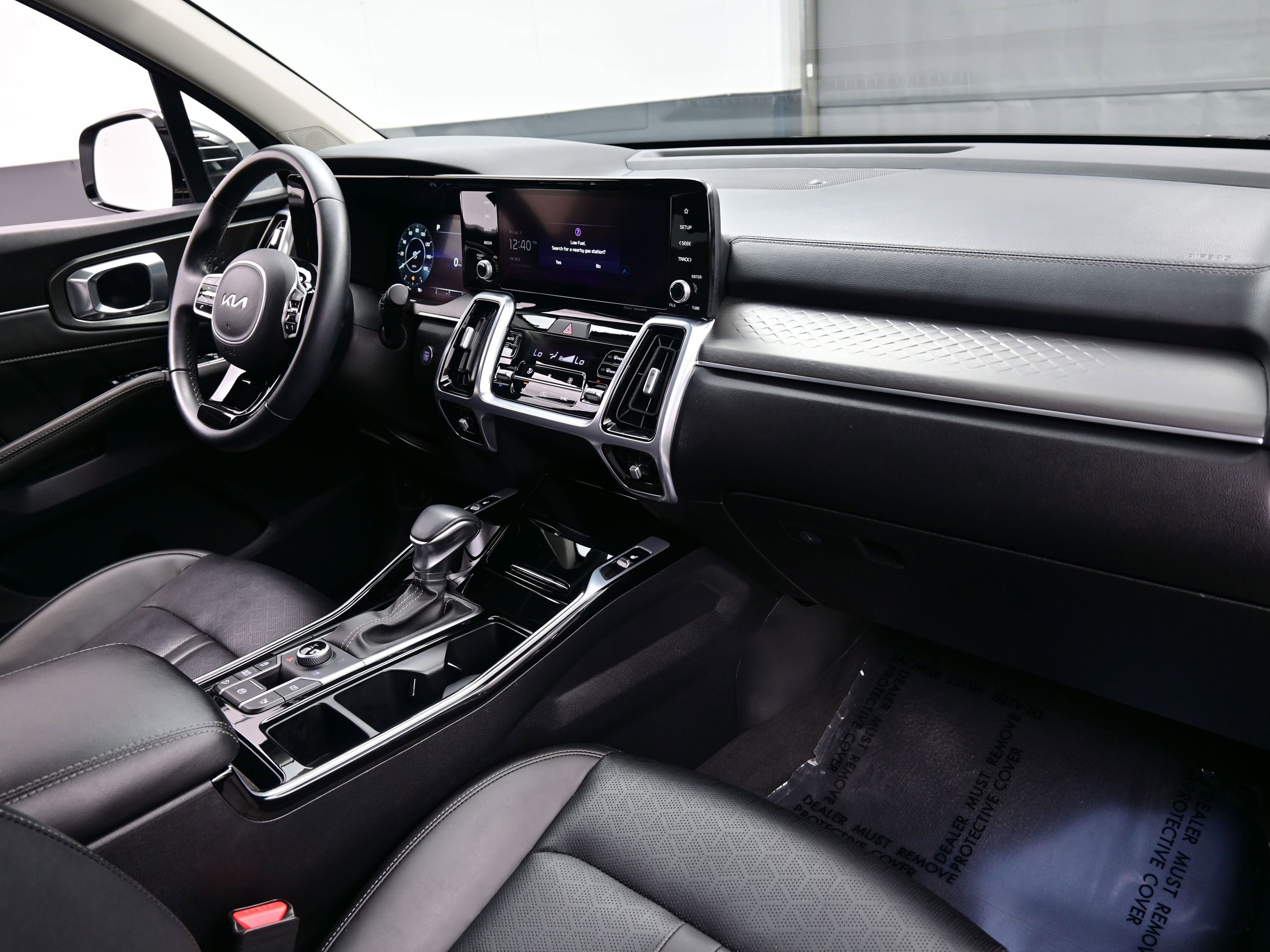 Used 2023 Kia Sorento SX image 16