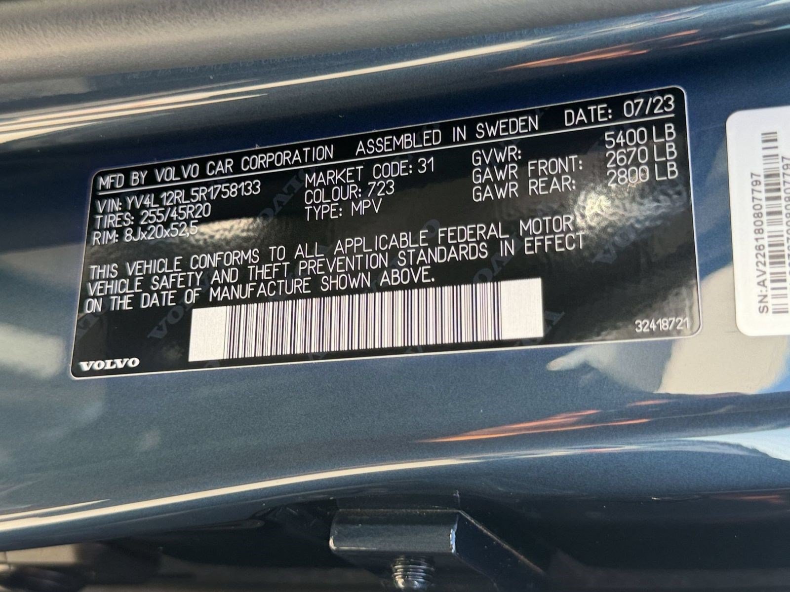 Certified 2024 Volvo XC60 B5 Plus w/ Protection Package Premier AWD/4WD image 26