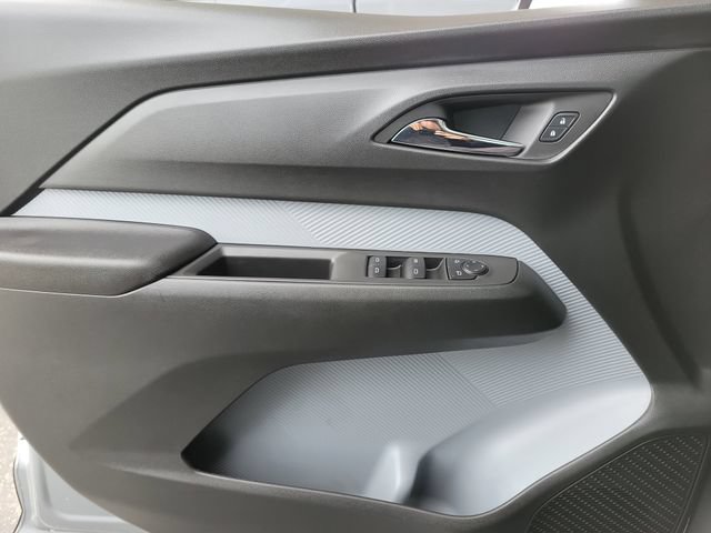 Used 2027 Chevrolet Bolt LT w/ Comfort Package FWD image 17