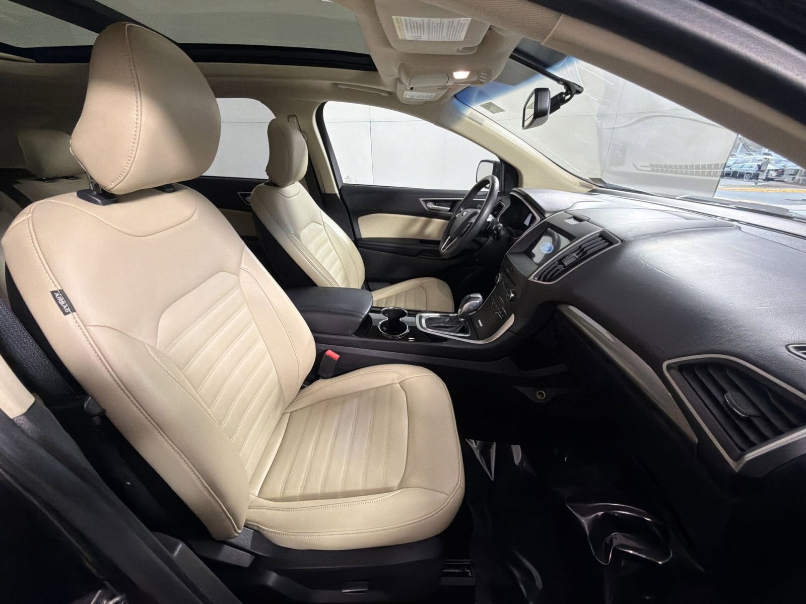 Used 2017 Ford Edge SEL w/ Equipment Group 201A image 27