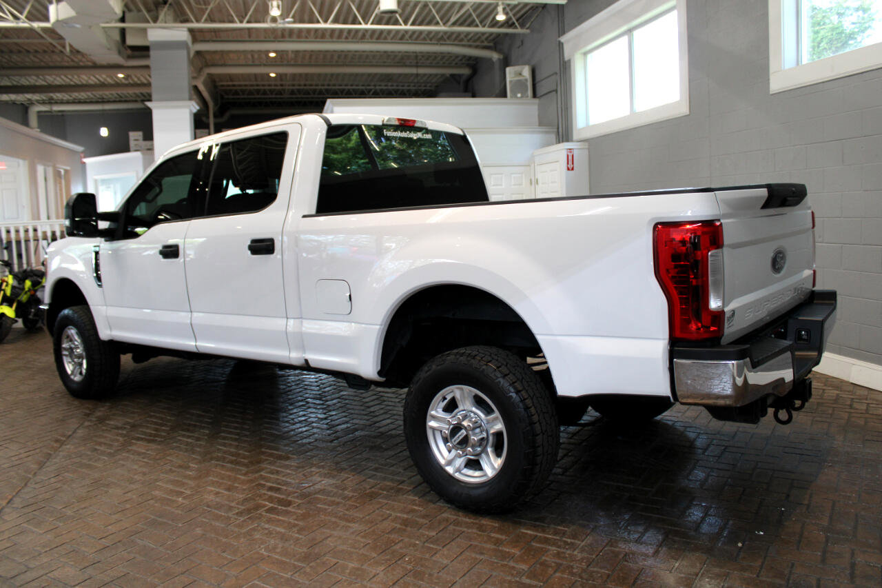 Used 2017 Ford F350 XLT image 4