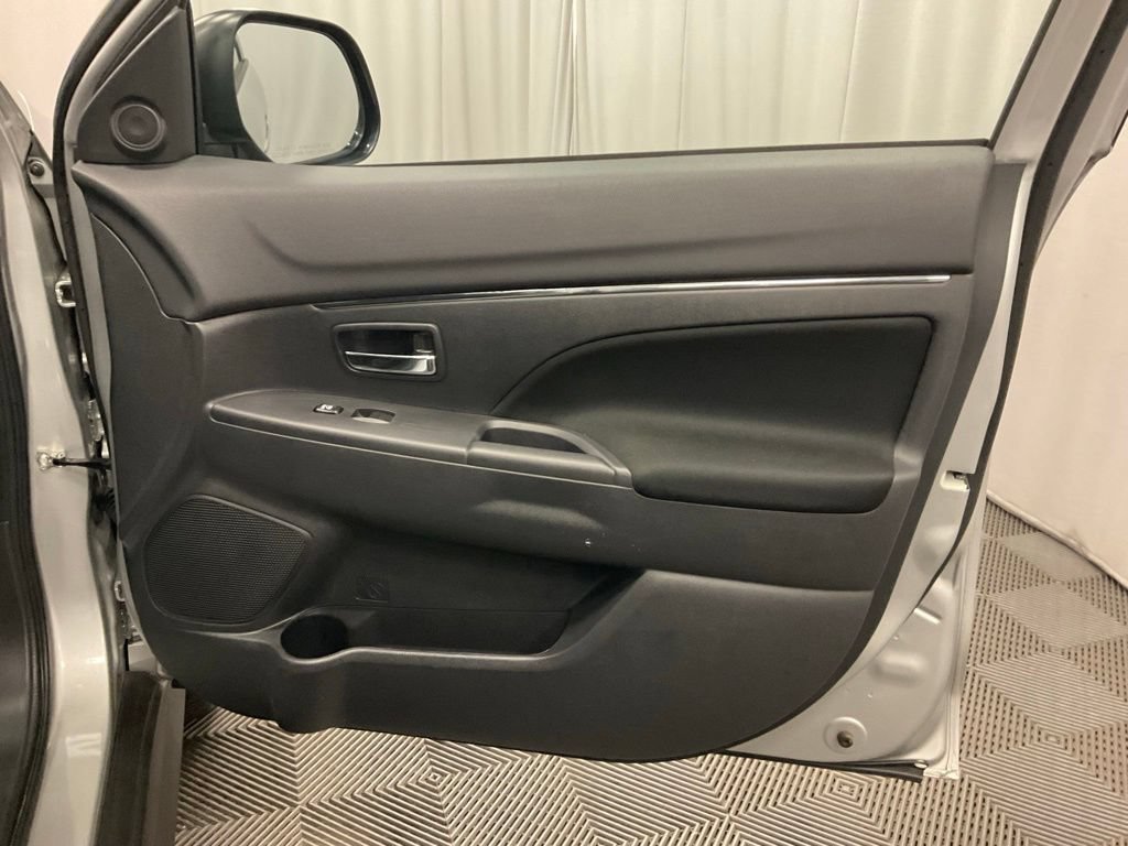 Used 2024 Mitsubishi Outlander Sport ES AWD/4WD image 29