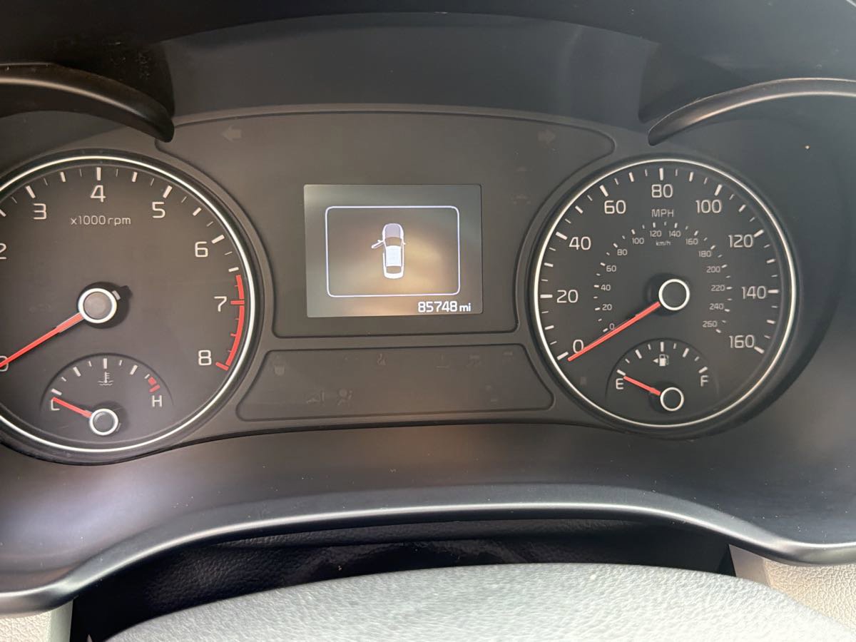Used 2018 Kia Optima EX image 16