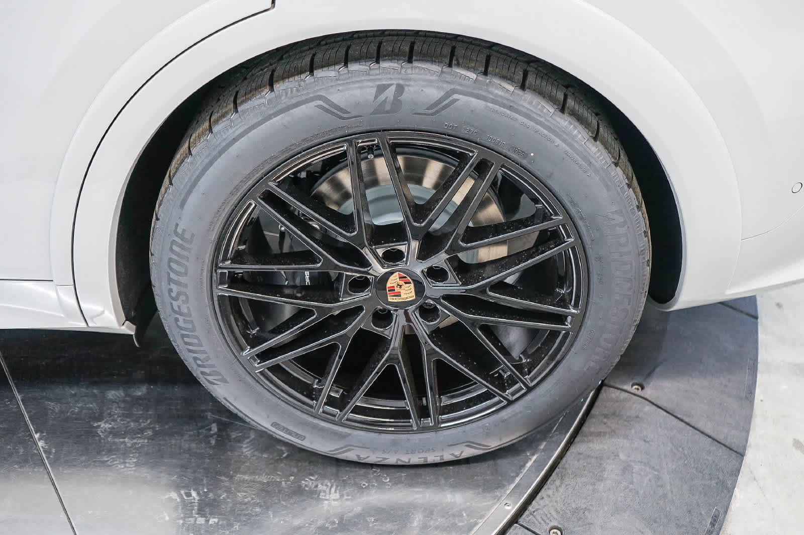 New 2026 Porsche Cayenne AWD/4WD image 13