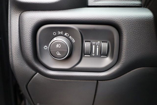 Used 2025 RAM 2500 Laramie image 16