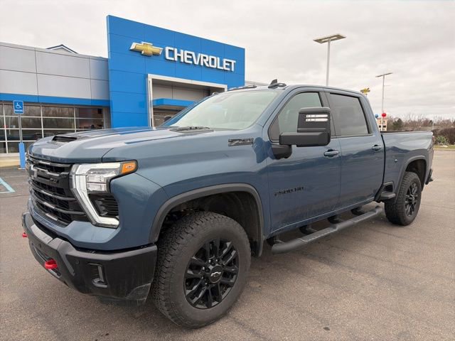 Used 2025 Chevrolet Silverado 2500 LT w/ Trail Boss Package video 1