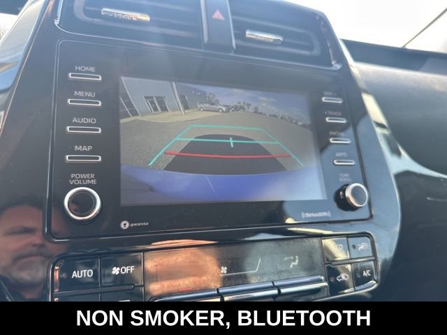 Used 2022 Toyota Prius LE image 2