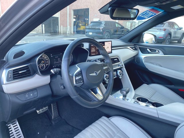 Used 2023 Genesis G70 2.0T w/ Sport Prestige Package AWD/4WD image 10