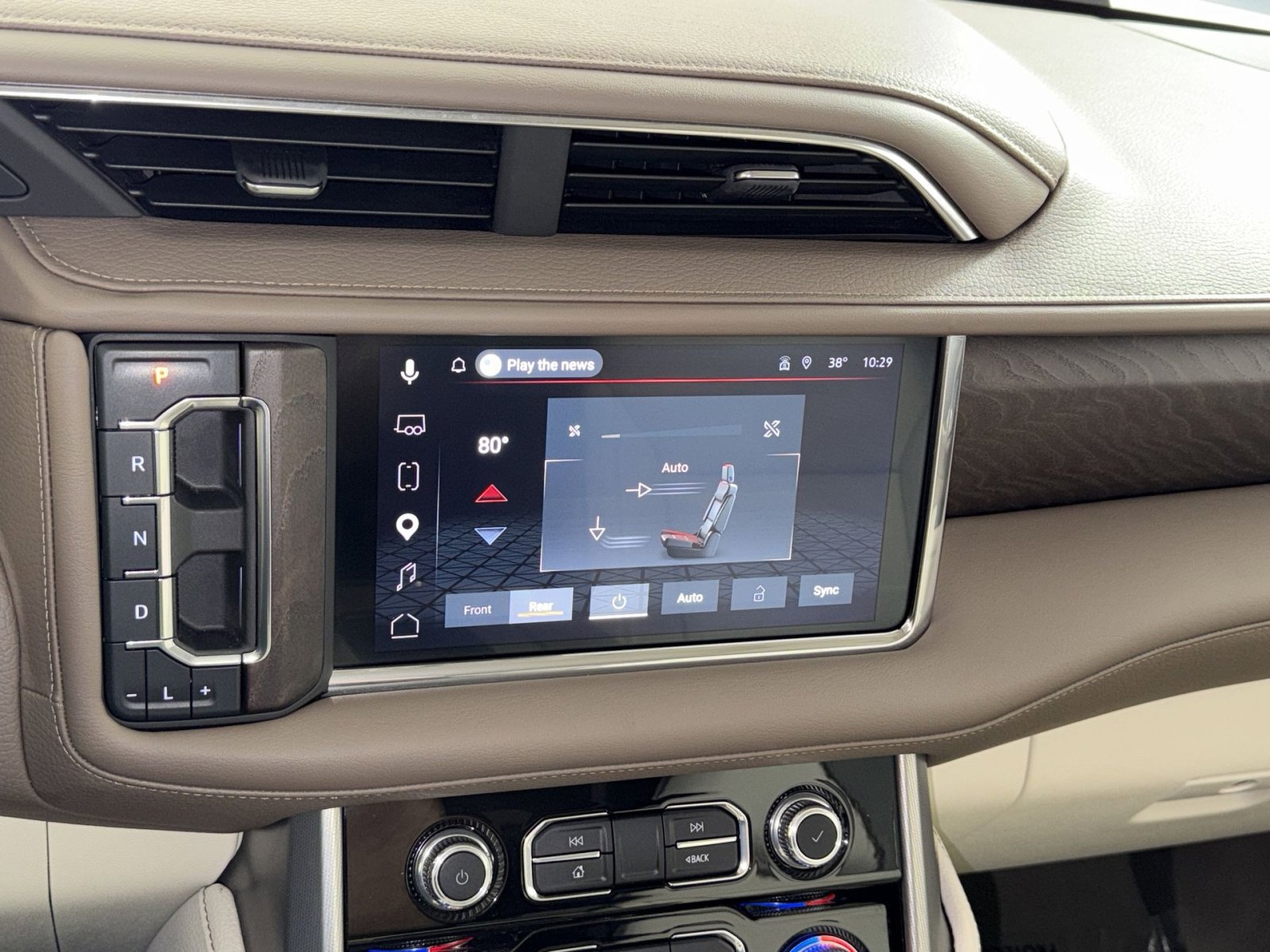 Used 2023 GMC Yukon XL Denali w/ Advanced Technology Package image 21