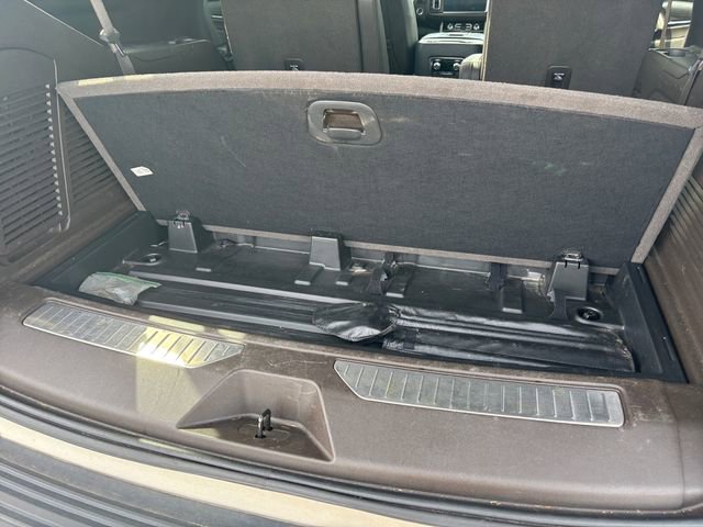 Used 2021 GMC Yukon Denali w/ Denali Premium Package image 26