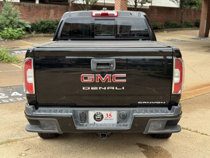Used 2021 GMC Canyon Denali image 9