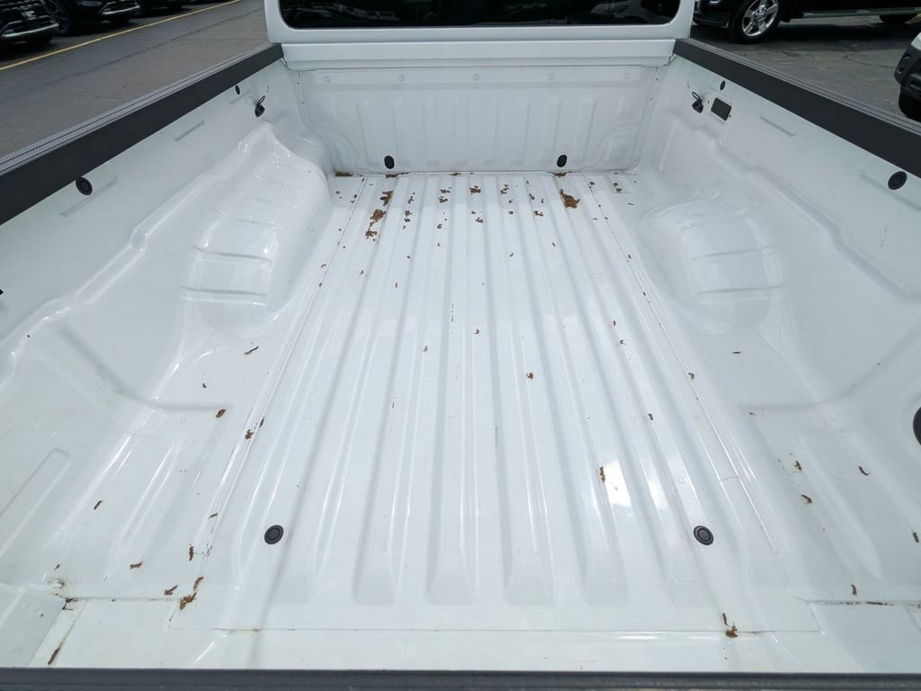 Used 2024 Nissan Frontier S w/ Technology Package RWD image 19