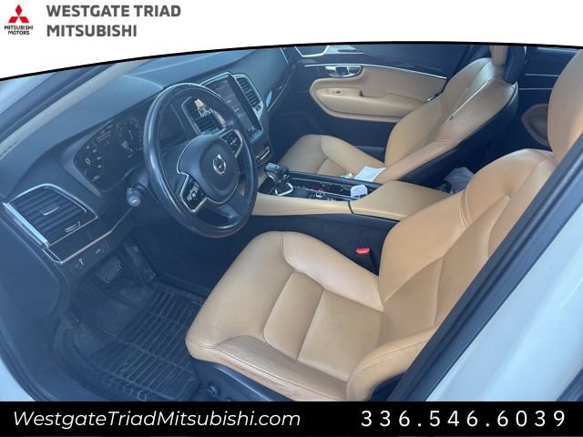 Used 2016 Volvo XC90 T6 Momentum w/ Momentum Plus Package image 11