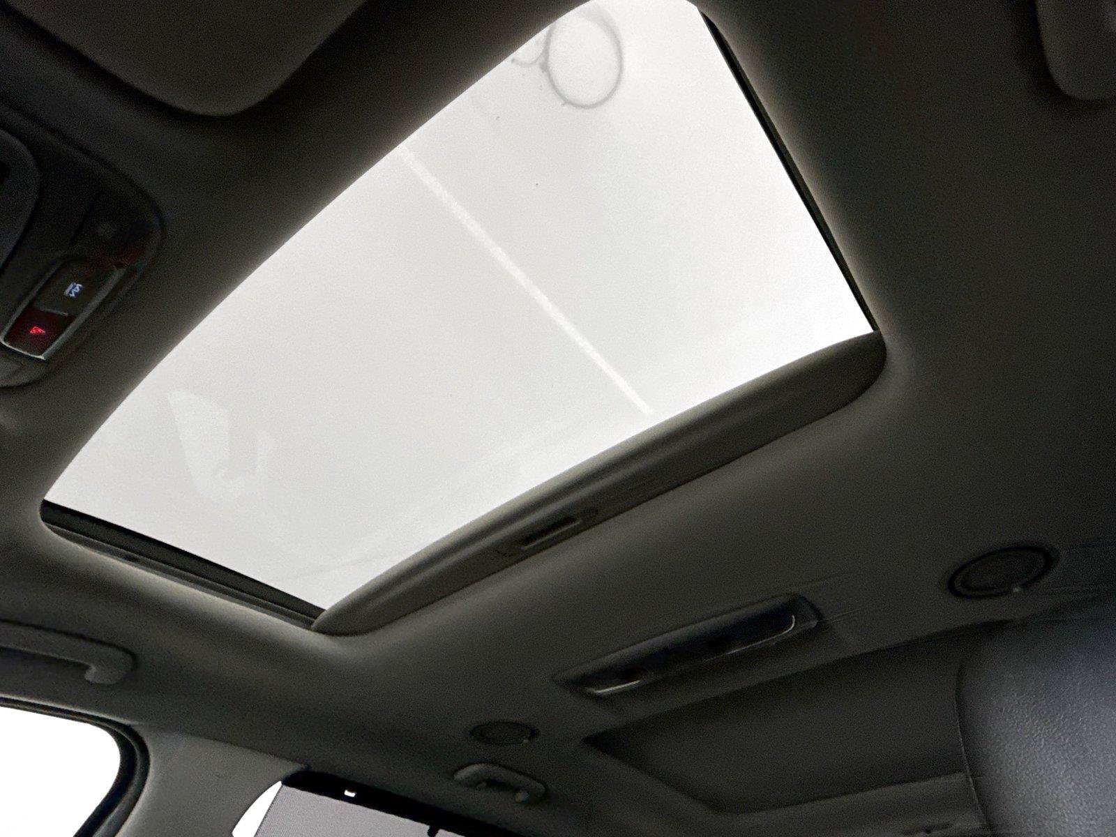 Used 2023 Kia Telluride SX FWD image 6